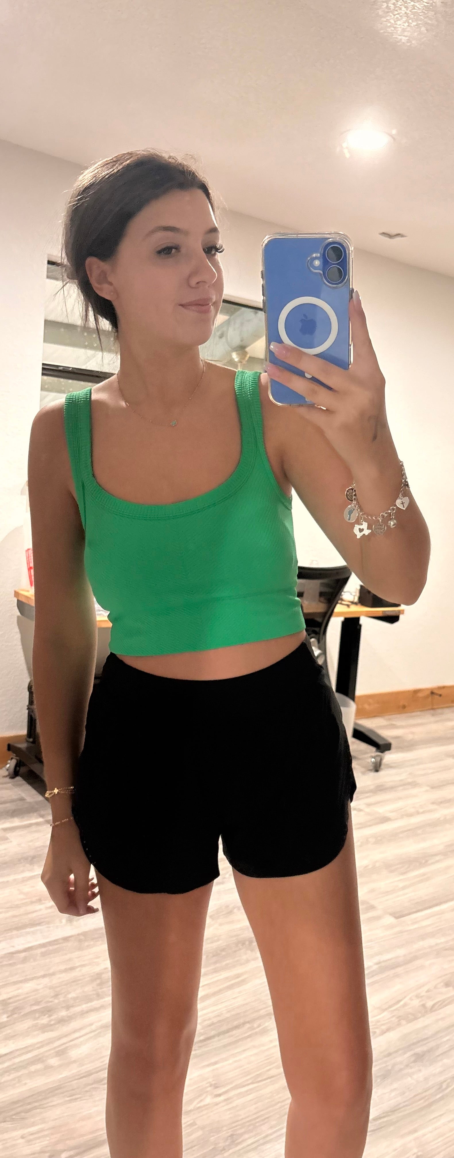 Scoop Tank